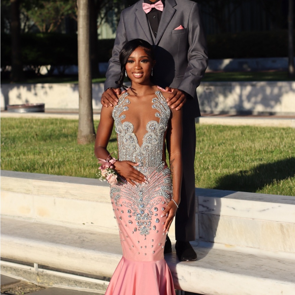 Elegant Pink Prom dress - Picture 5 of 5